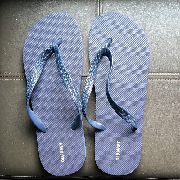 Old Navy | Flip Flops Pool Beach Shower Navy Burgundy Bundle Size 10/11 - Picture 4 of 5